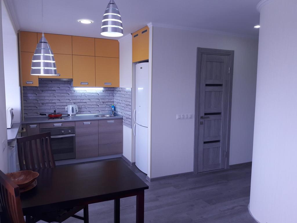 Apartmens Near Metalist Apartment Kharkiv Exterior photo
